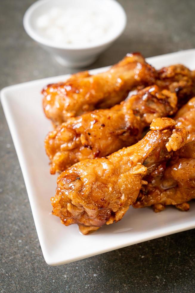 Fried chicken with sauce in Korean style 2881024 Stock Photo at Vecteezy
