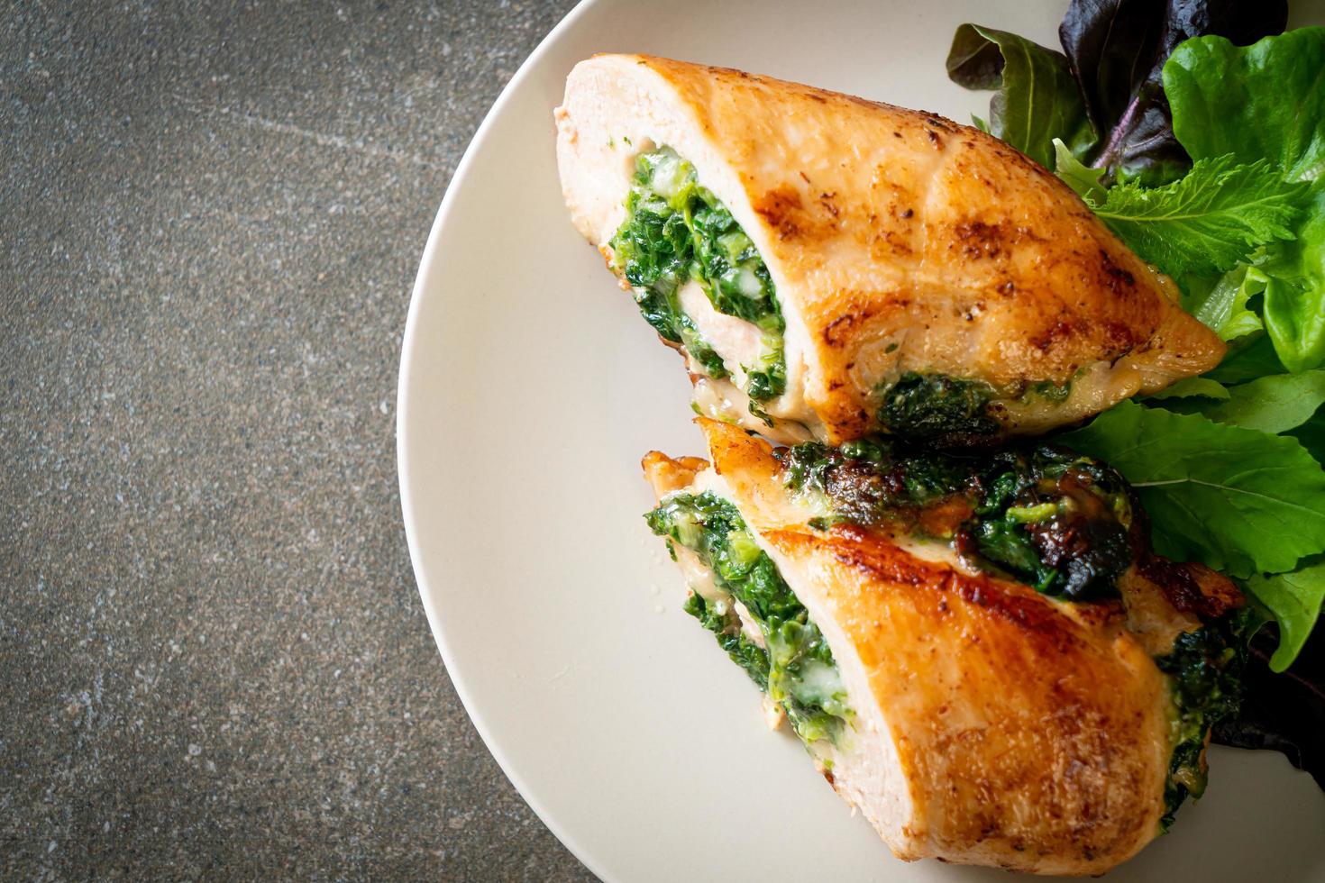 Chicken breast stuffed with cheese and spinach 2882986 Stock Photo at ...