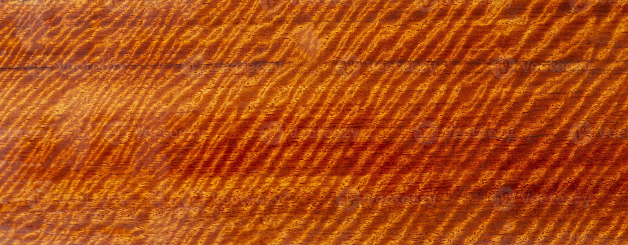 Nature Wood has tiger stripe or curly stripe grain photo