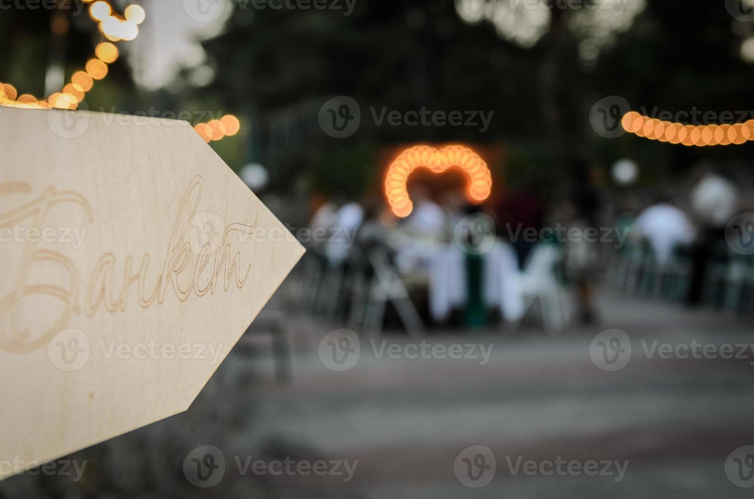 ceremonia de boda en el bosque foto