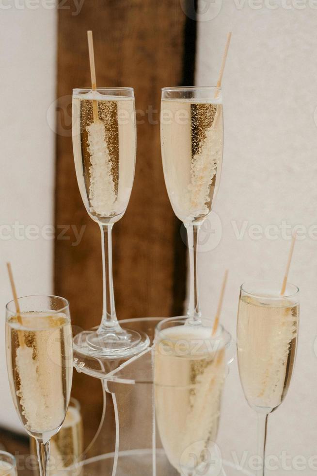 wedding glasses for wine and champagne from crystal photo