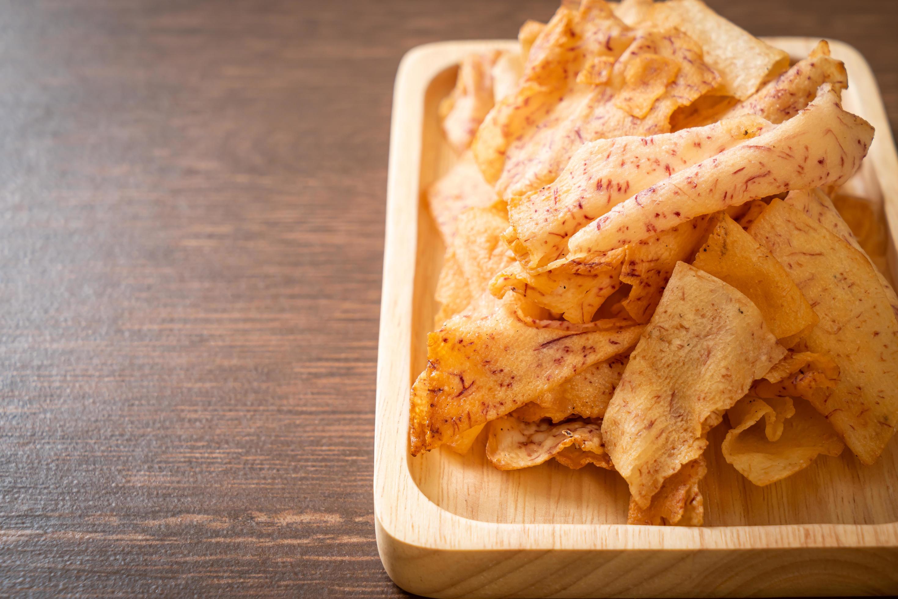 Taro Chips fried or baked sliced taro 2913954 Stock Photo at Vecteezy