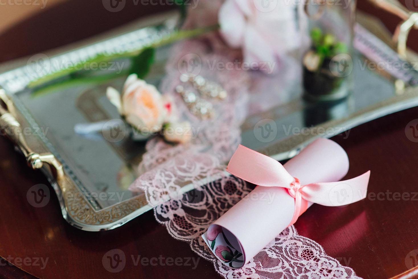 elegant wedding decorations made of natural flowers photo