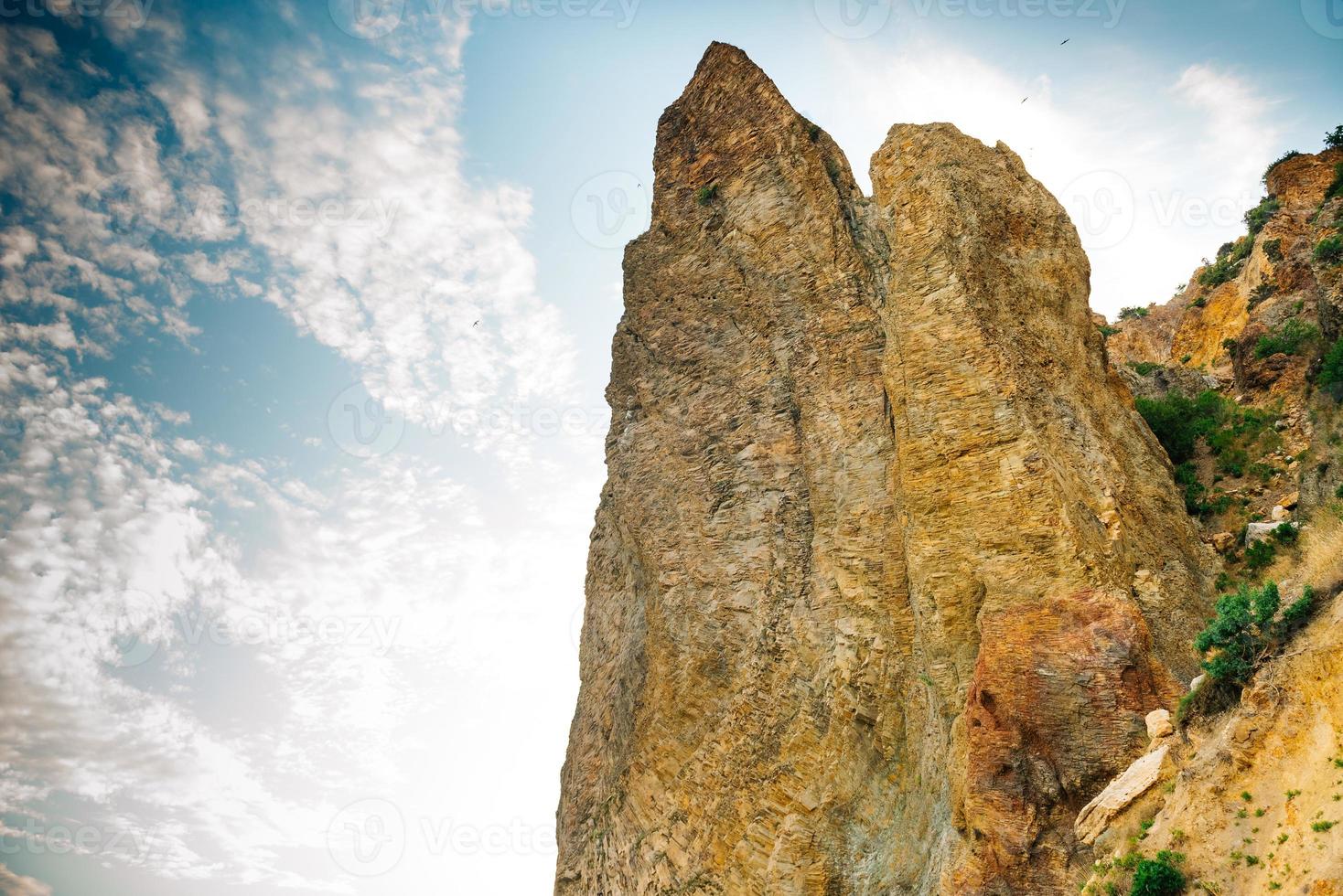 las montañas del cabo fiolent en crimea foto