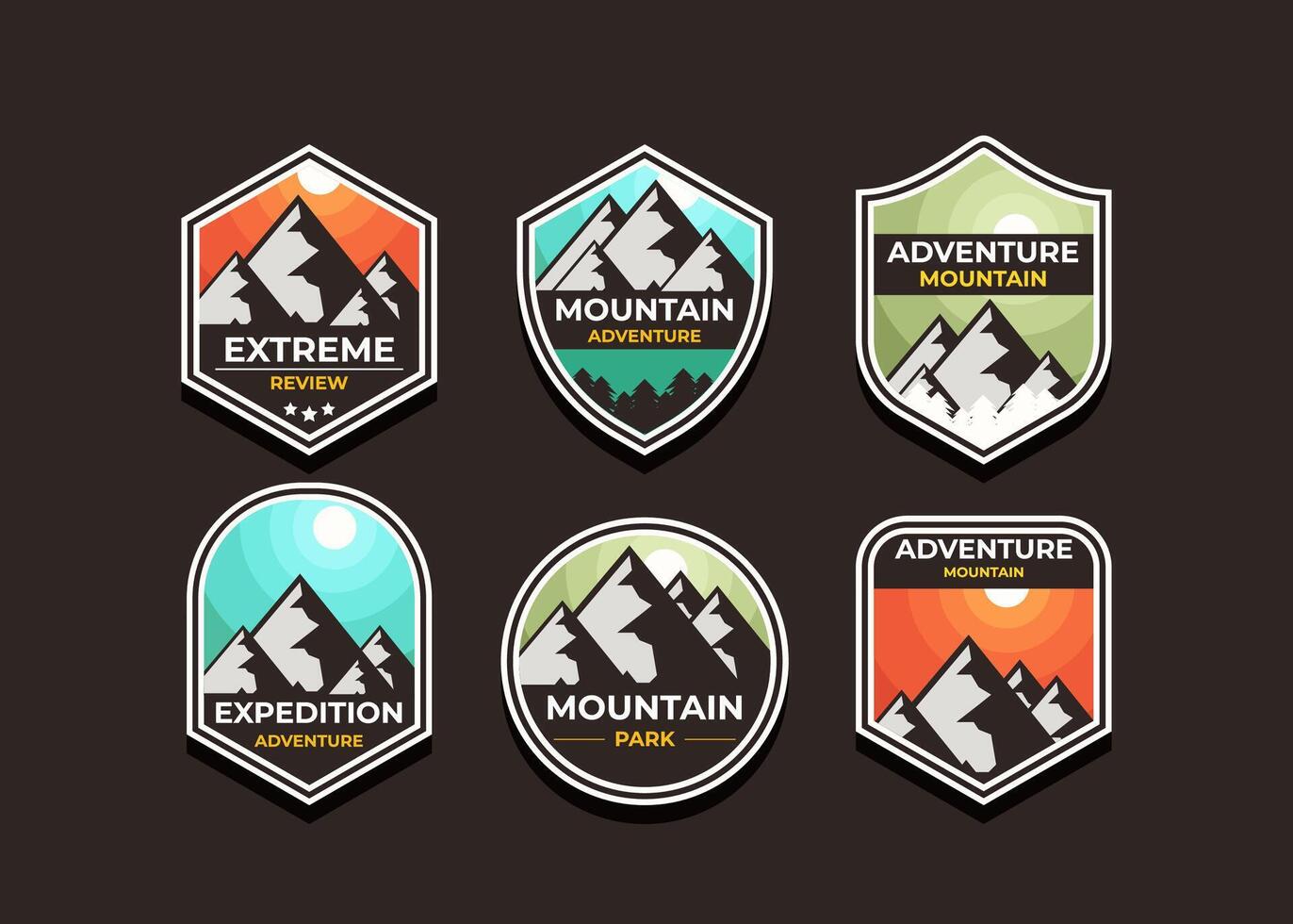 Establecer el logotipo y las insignias de la montaña. un logotipo versátil para su negocio. ilustración vectorial sobre un fondo oscuro vector