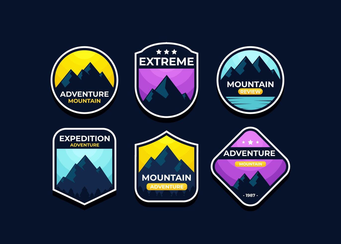 Establecer el logotipo y las insignias de la montaña. un logotipo versátil para su negocio. ilustración vectorial sobre un fondo oscuro vector