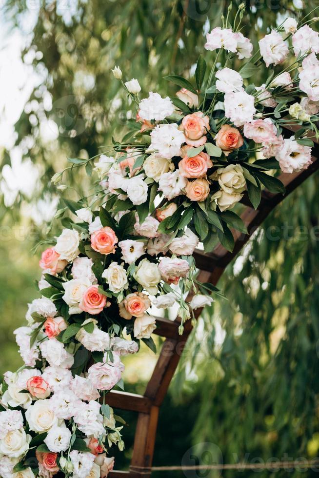 wedding flower decor photo