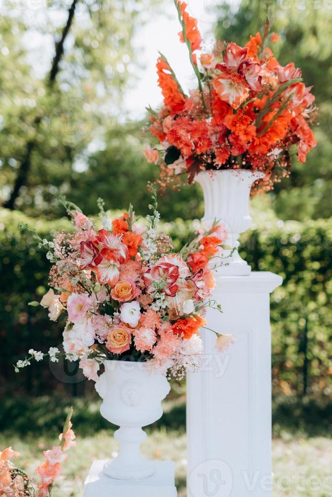 wedding flower decor photo