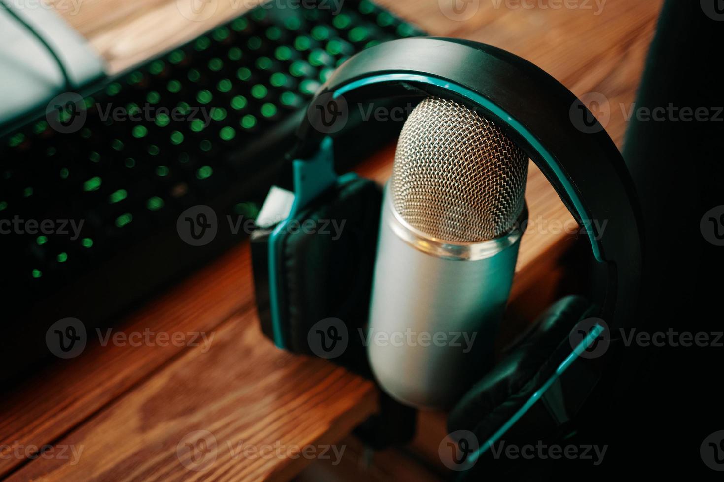 Podcast studio microphone and headphones photo