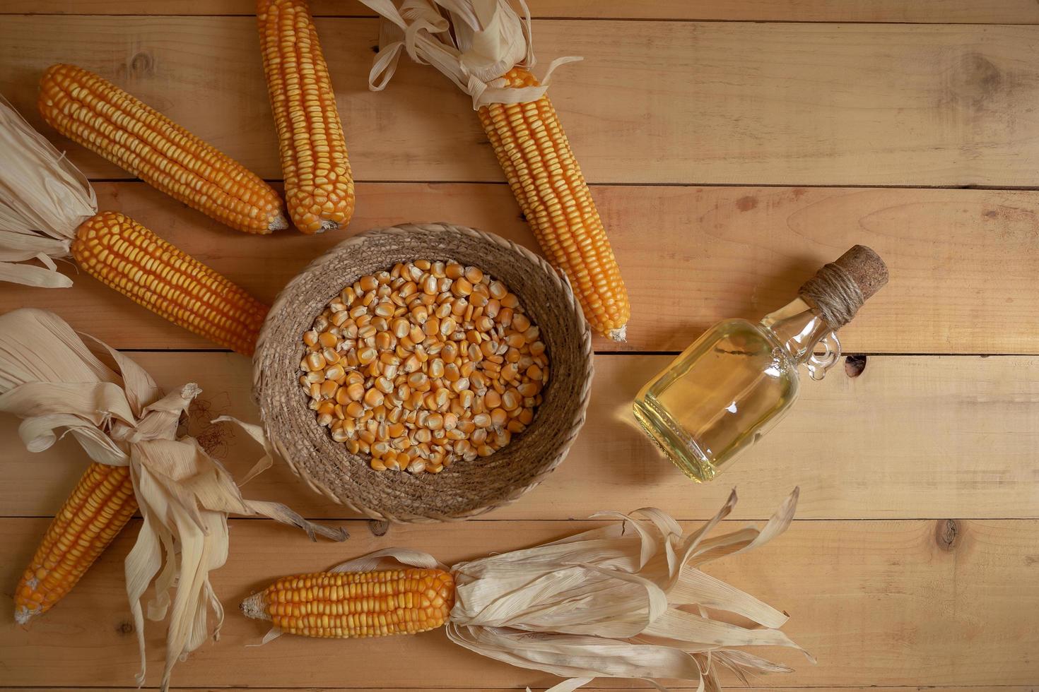 how is corn oil made