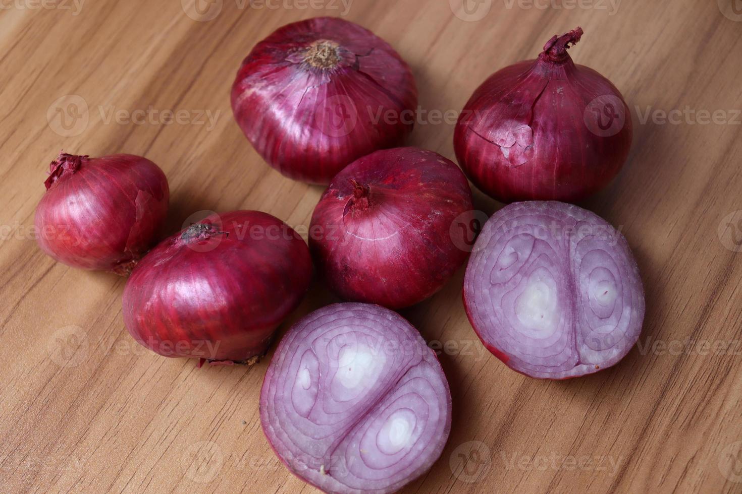 caldo de cebolla morada saludable y picante foto