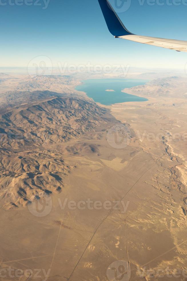 Vista aérea desde el avión sobre Reno Nevada foto