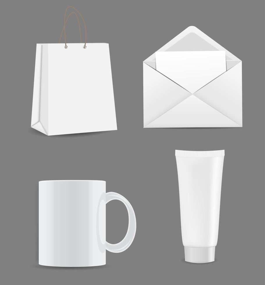 bolsa de compras vacía, sobre y taza para publicidad y marca ilustración vectorial vector