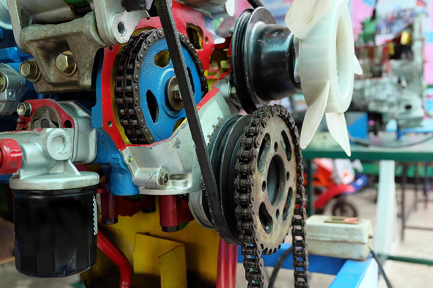 Cadenas en el sistema del motor. foto