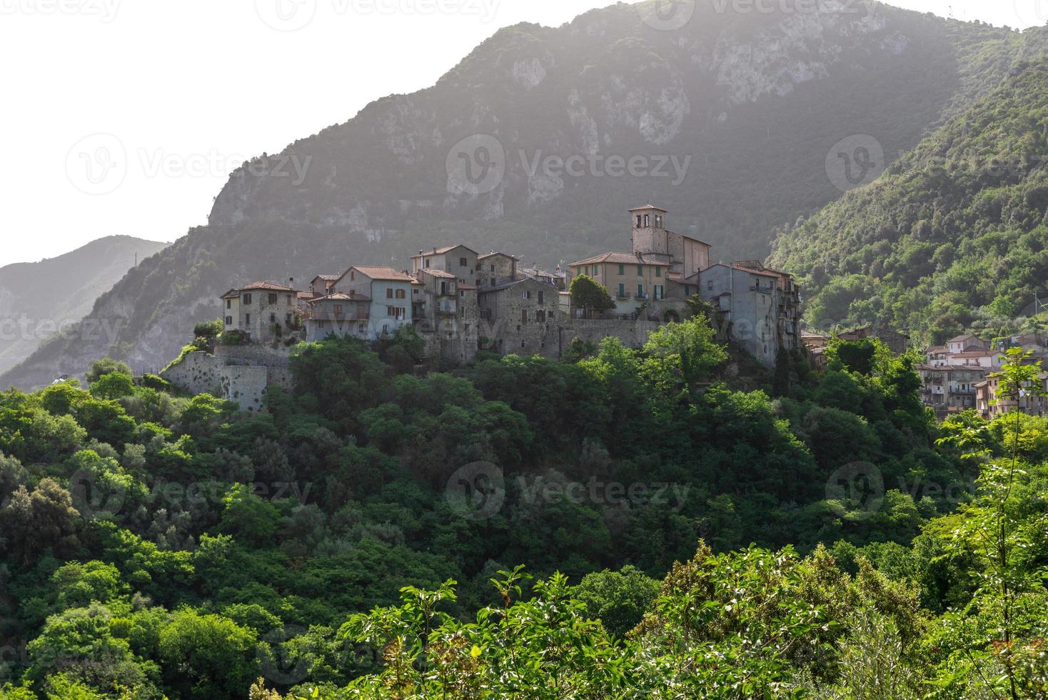 paisaje del pueblo de papigno foto