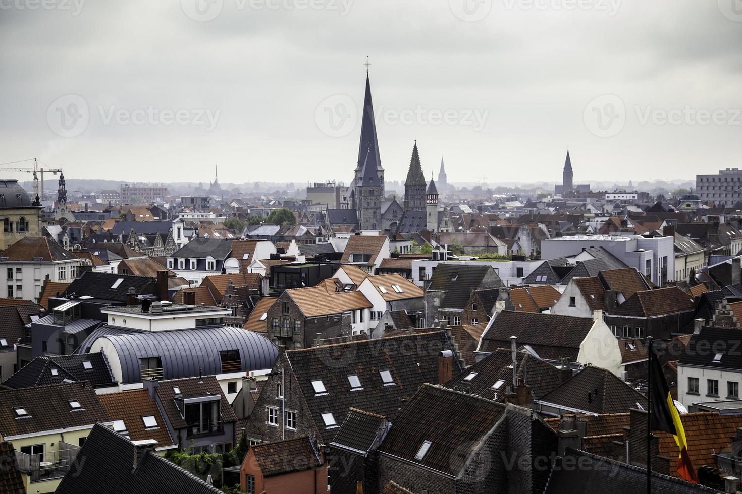 vista panorámica de la ciudad de gante foto