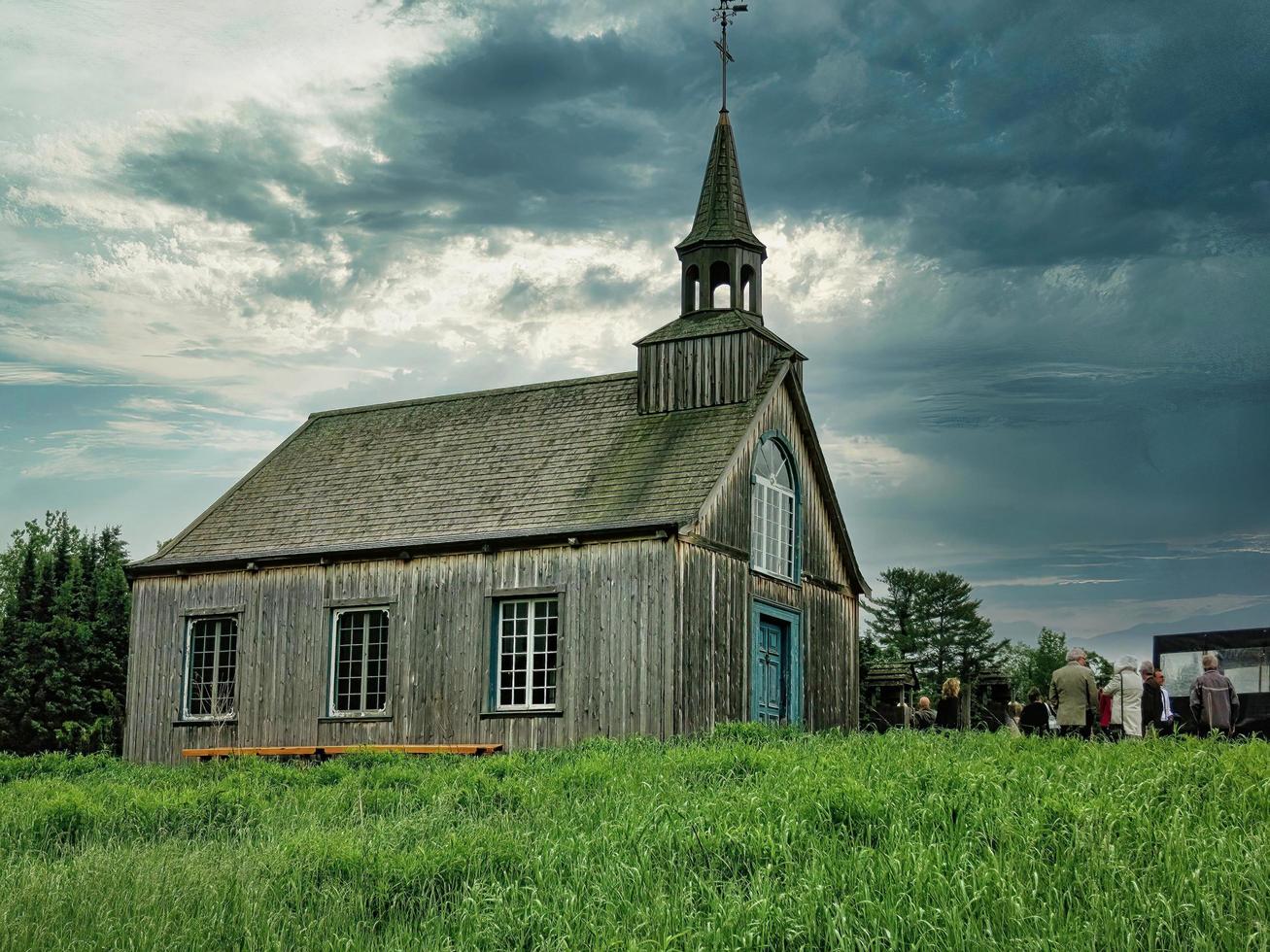 una antigua iglesia del siglo pasado. foto