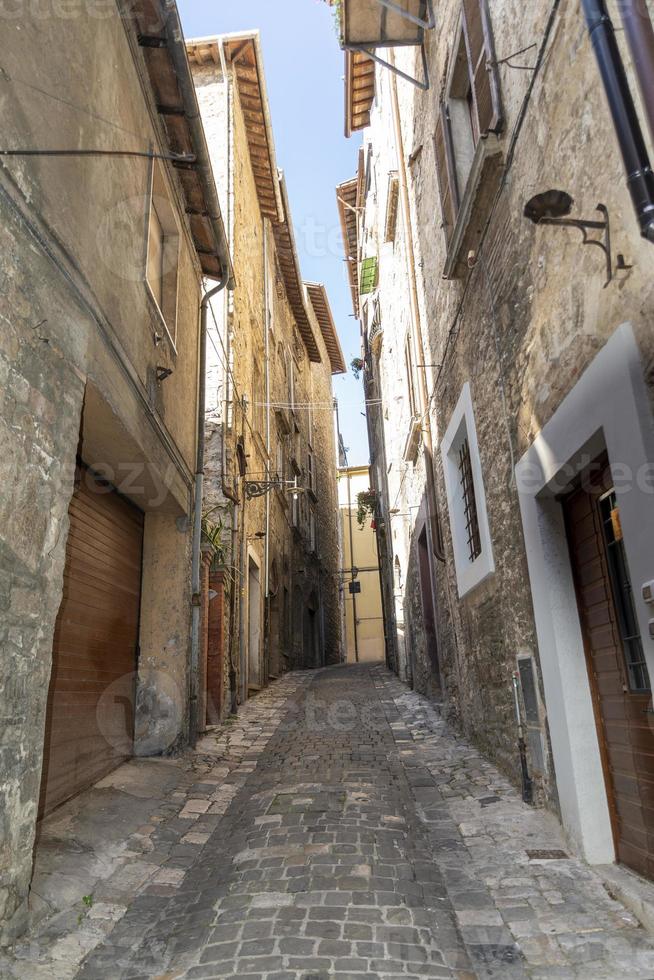 edificios en narni, italia, 2020 foto