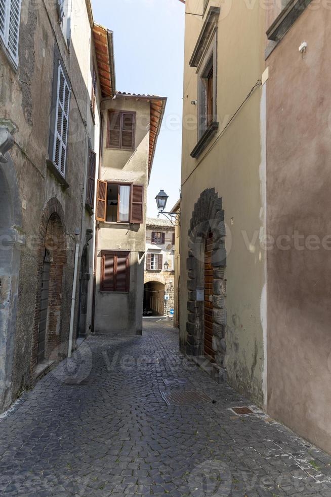 edificios en el centro de orvieto, italia, 2020 foto