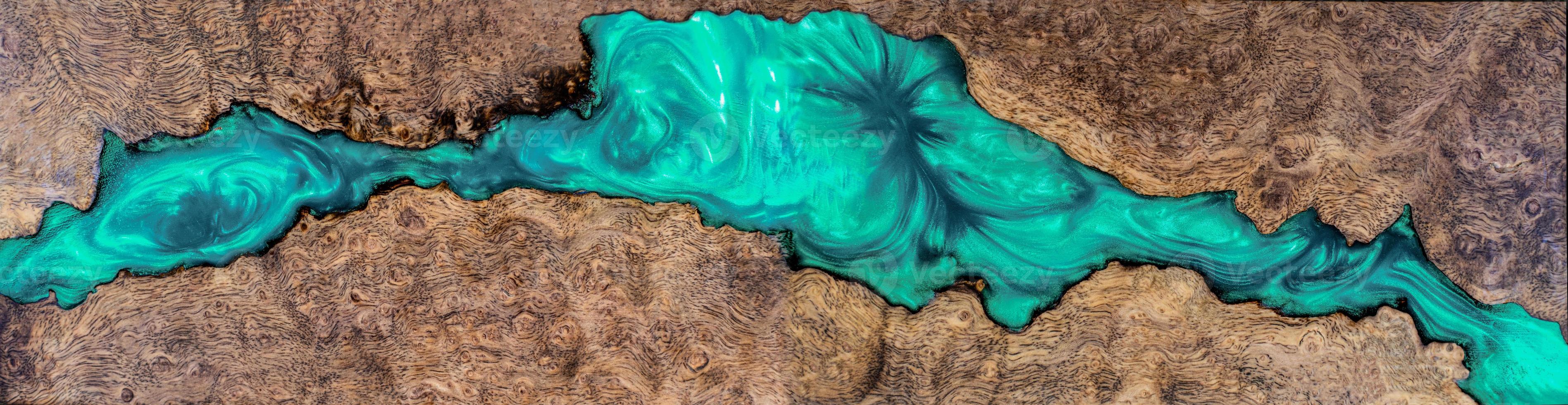 Casting epoxy resin Stabilizing persimmon burl wood photo