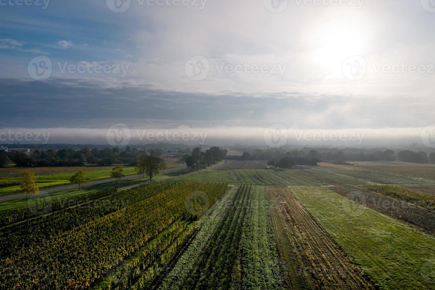 Una vista de drone de las estribaciones de los Vosgos, Francia foto