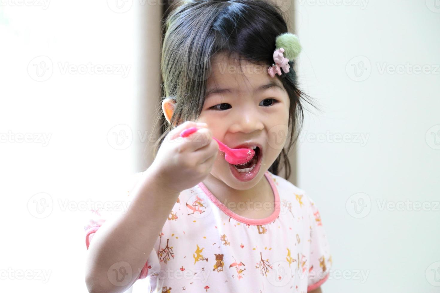 Kid Enjoy Eating photo