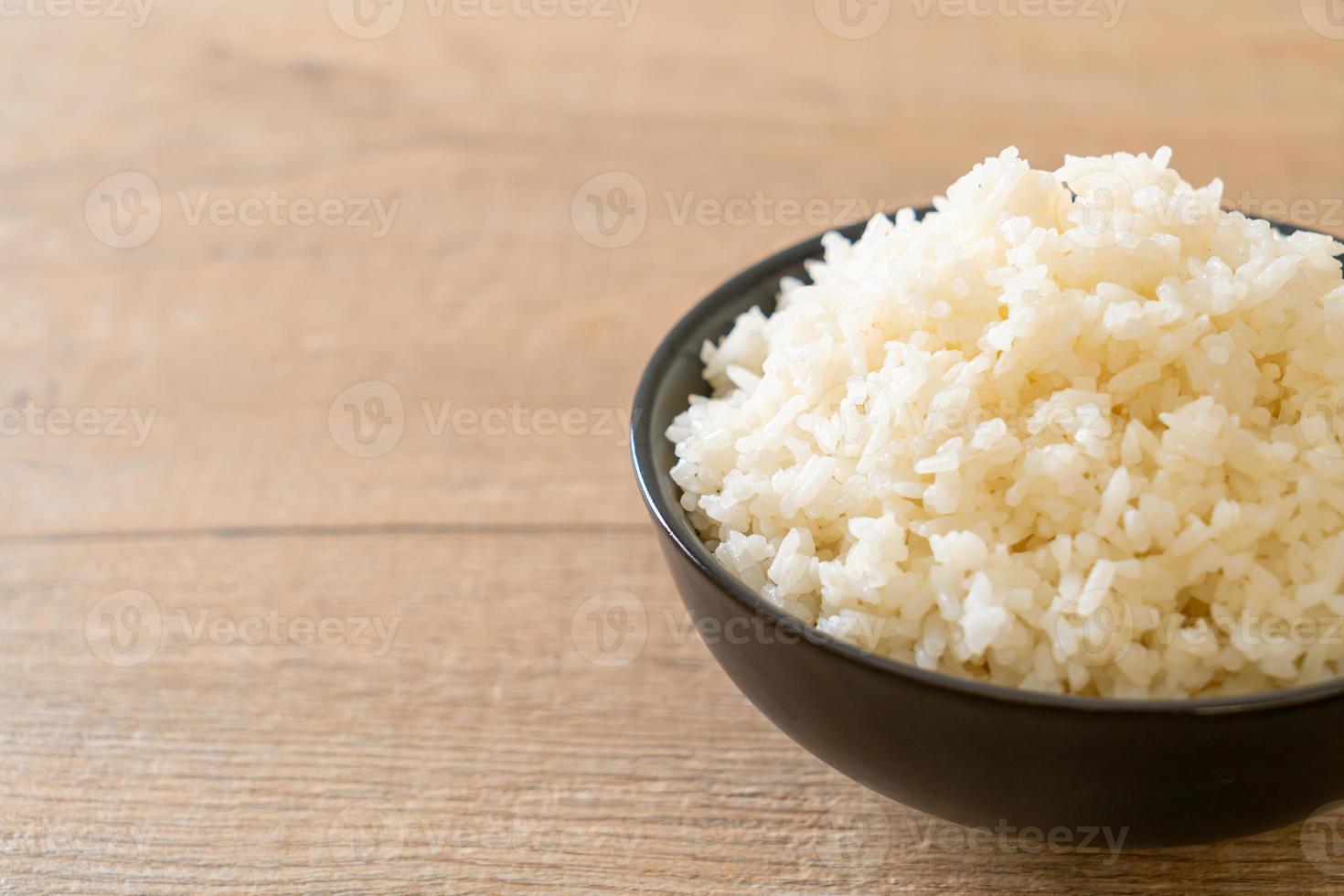 Cooked Thai jasmine white rice bowl photo