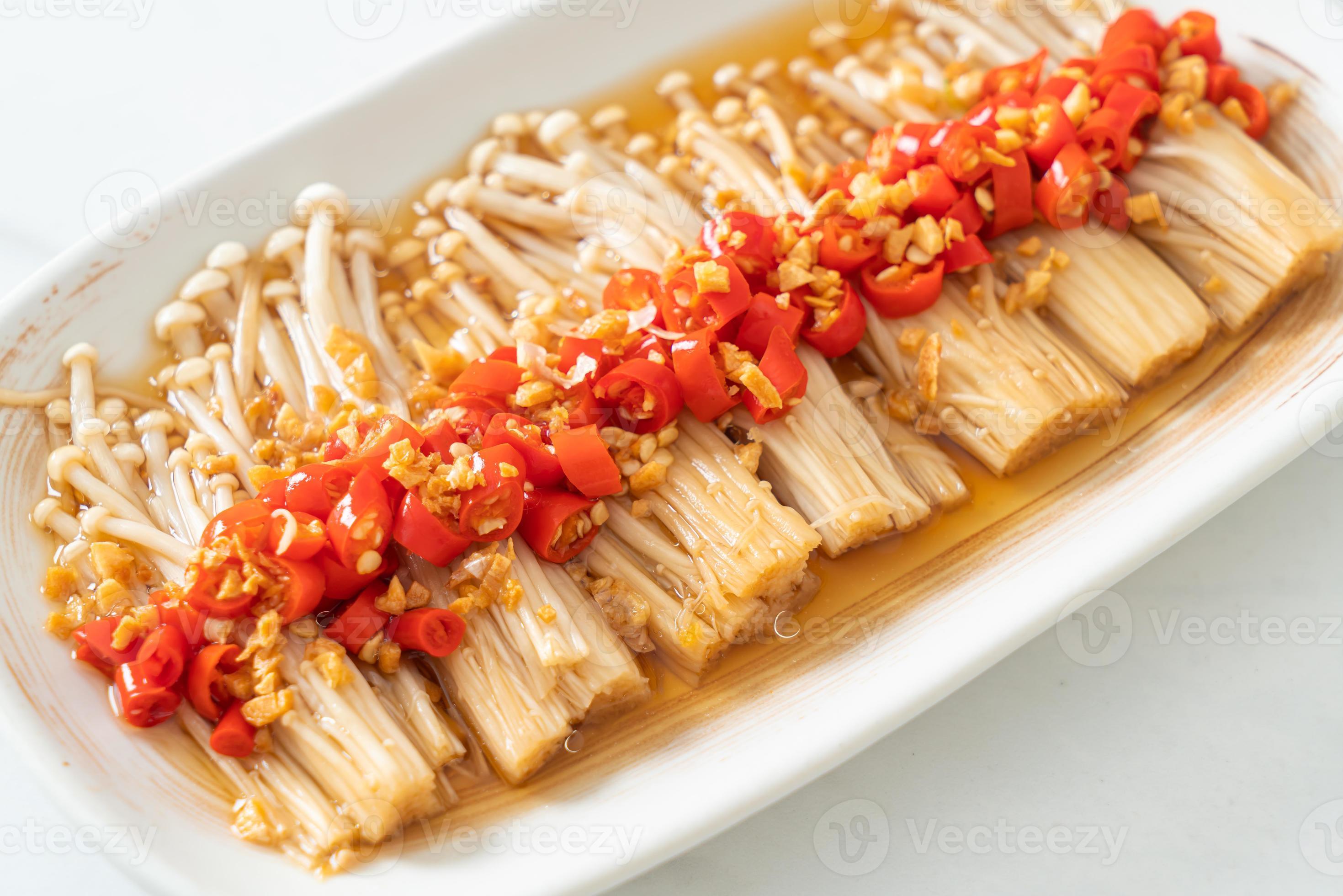 Homemade Steamed Golden Needle Mushroom Or Enokitake With Soy Sauce Chili And Garlic Stock Photo At Vecteezy Homemade Steamed Golden Needle Mushroom Or Enokitake With Soy Sauce Chili And Garlic Stock Photo At Vecteezy