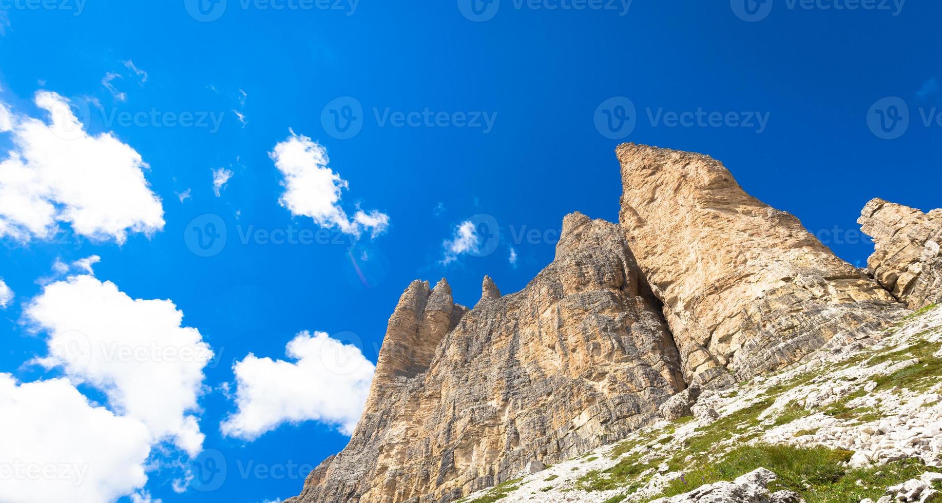 hito de los dolomitas - tre cime di lavaredo foto