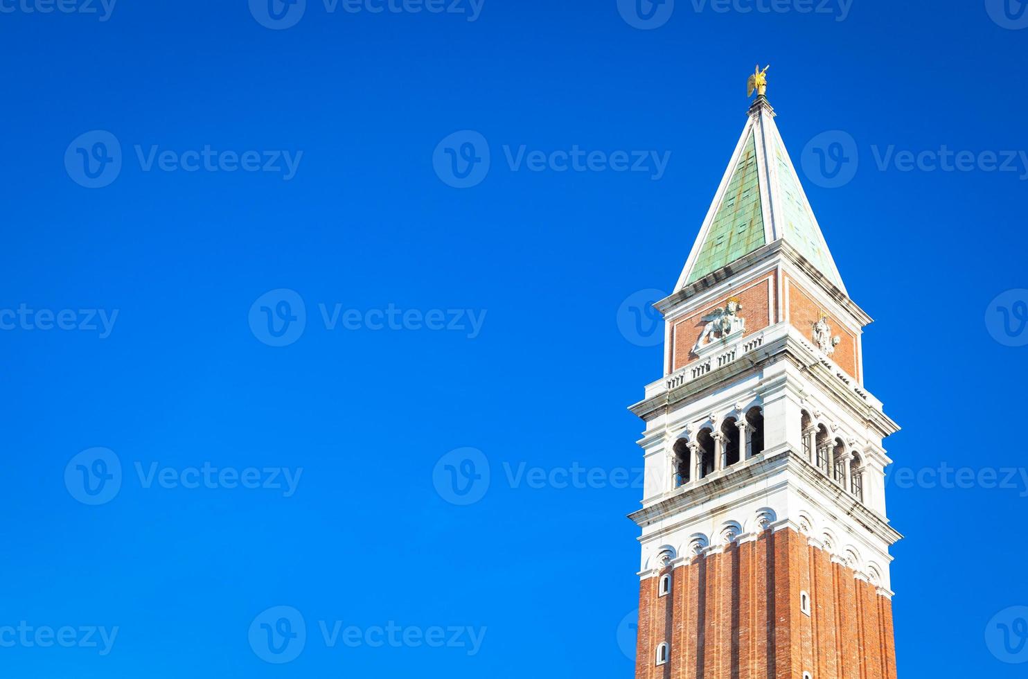 campanario de san marcos en venecia foto