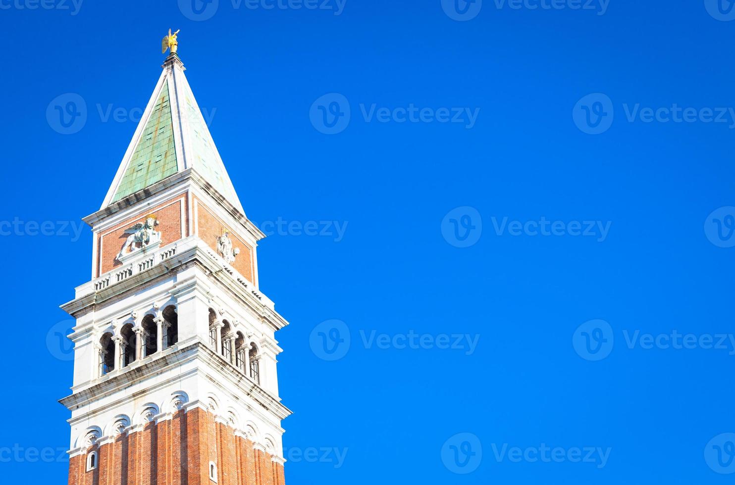 campanario de san marcos en venecia foto