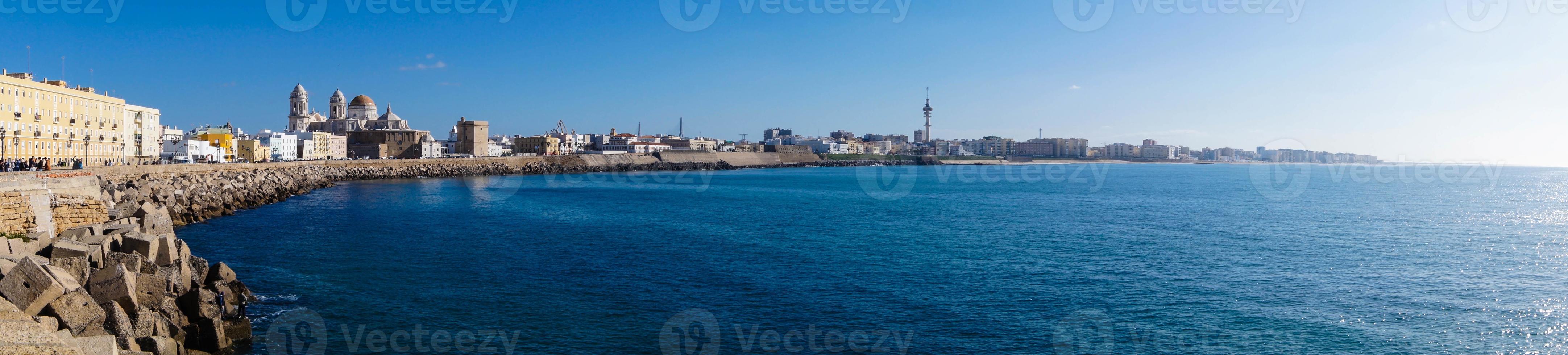 la ciudad de cádiz españa andalucía foto