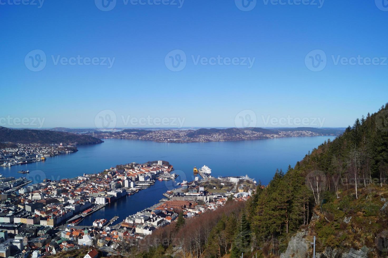 bergen desde la perspectiva del monte floyen foto