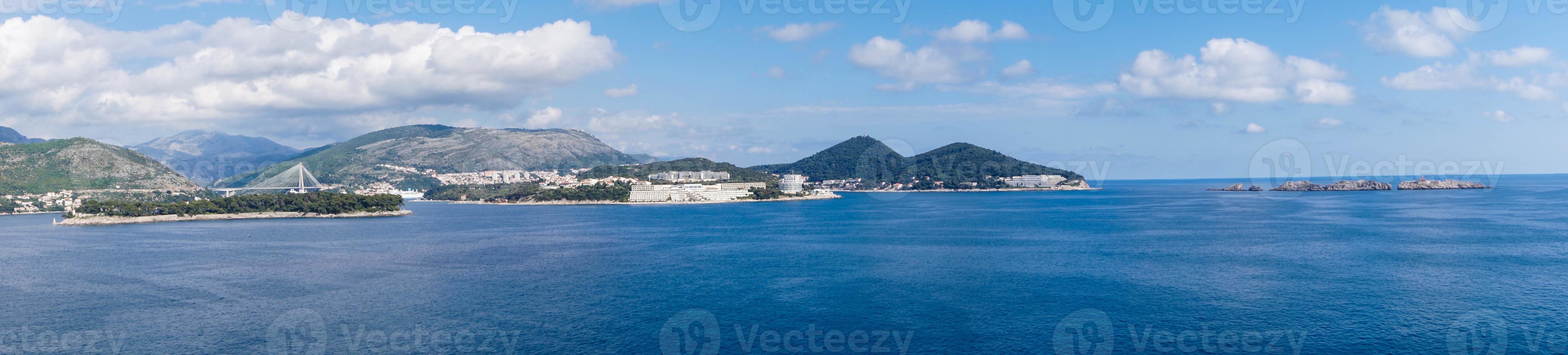 the new port of Dubrovnik photo