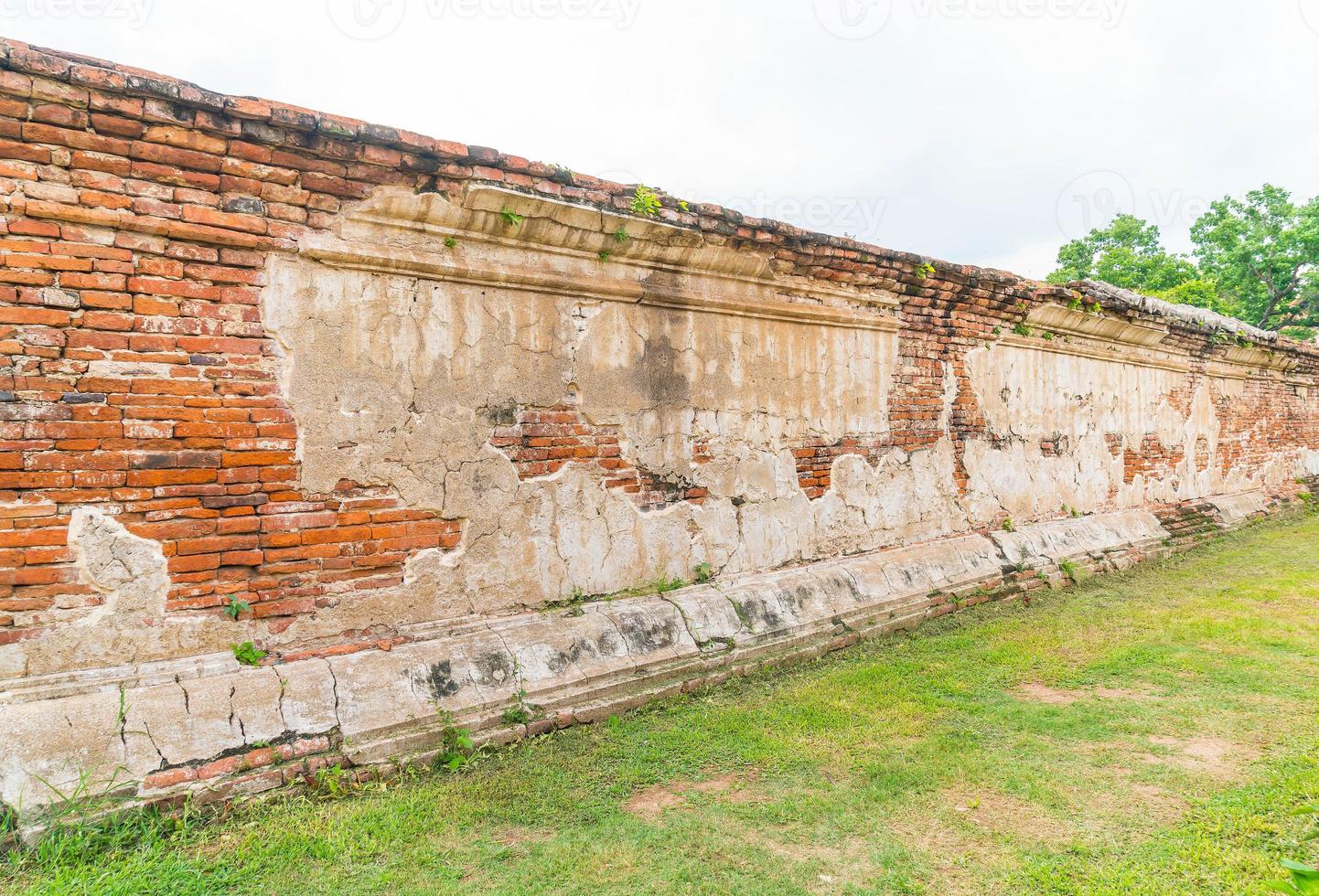 Hermosa arquitectura antigua histórica de ayutthaya en tailandia: mejora el estilo de procesamiento del color foto