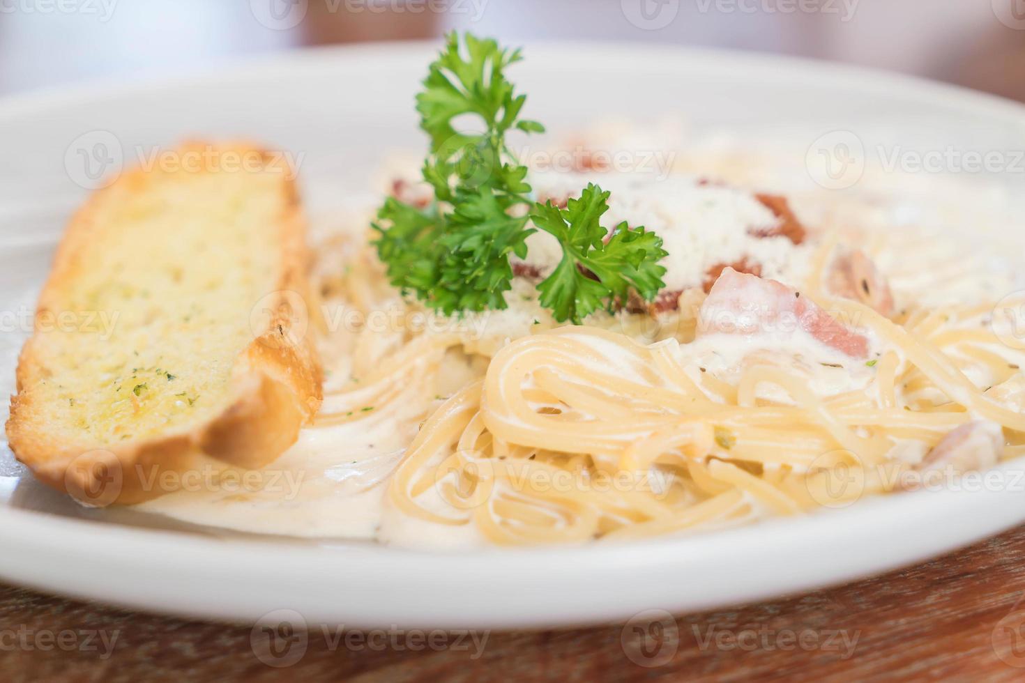 Spaghetti carbonara on plate - Italian food photo