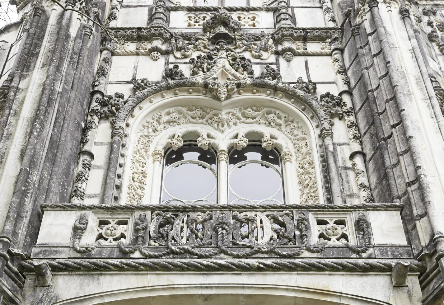 ventana típica de portugal foto