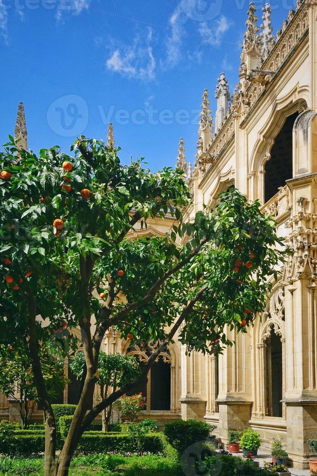 el monasterio de san juan de los reyes foto