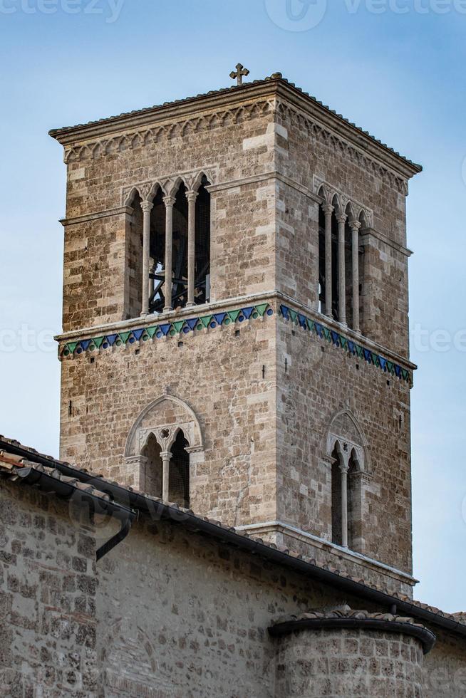 Detalle de la iglesia de San Francesco en Terni foto