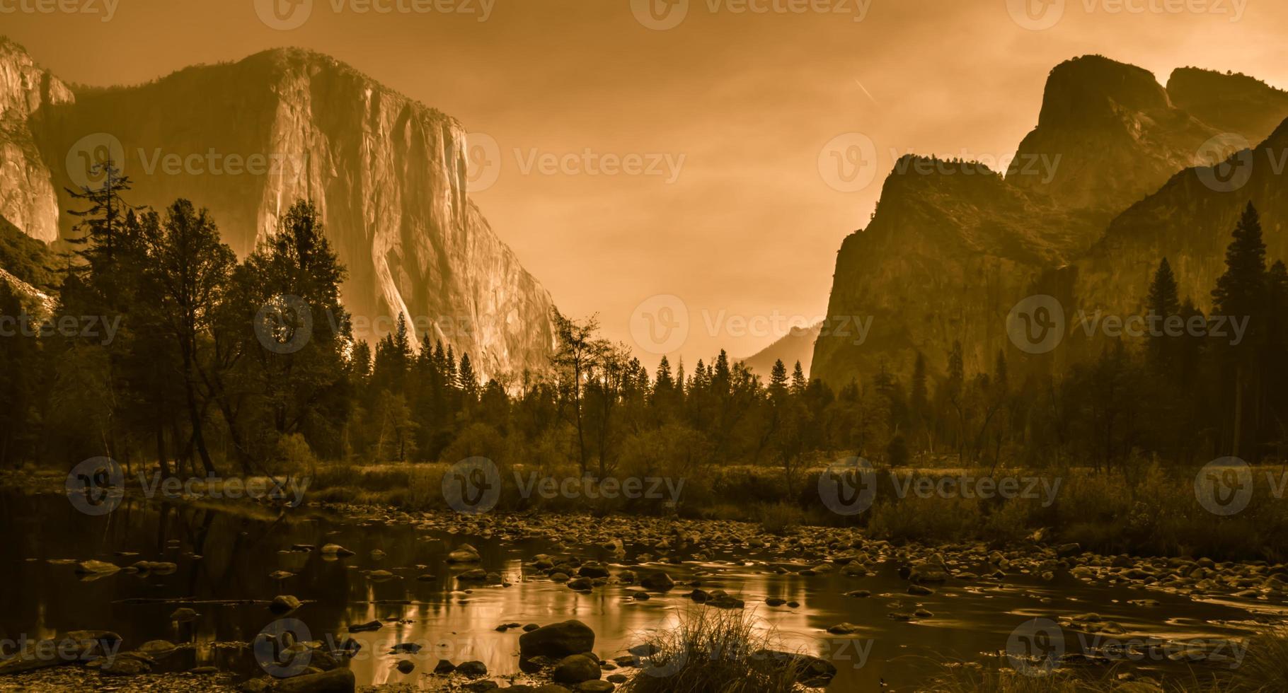 Yosemite National Park Valley photo