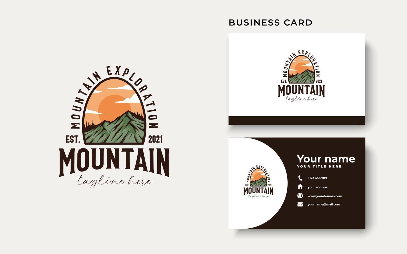 montaña amanecer vintage para logotipo de aventura al aire libre vector