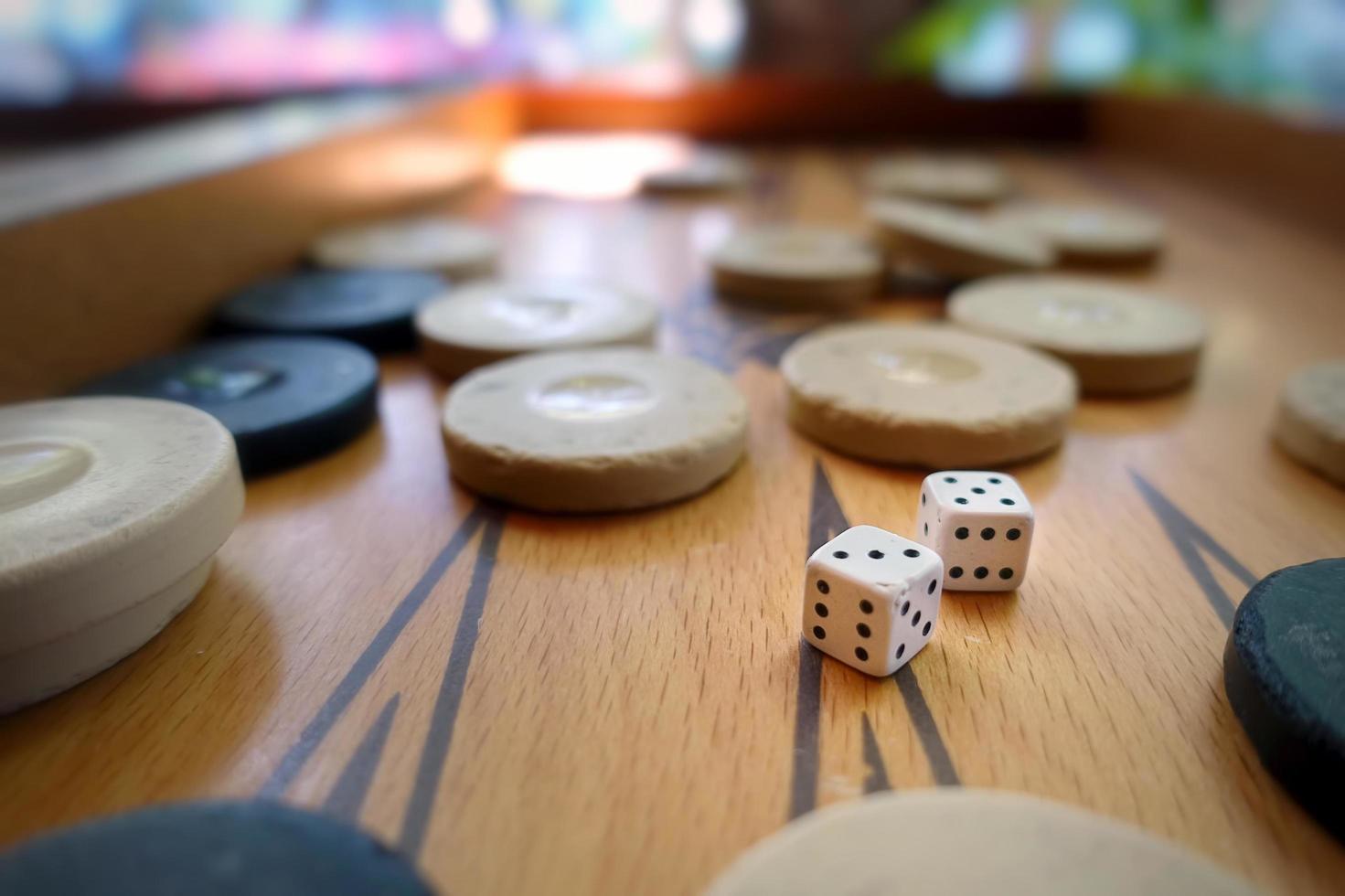 Bagkgammon Game and Dices photo