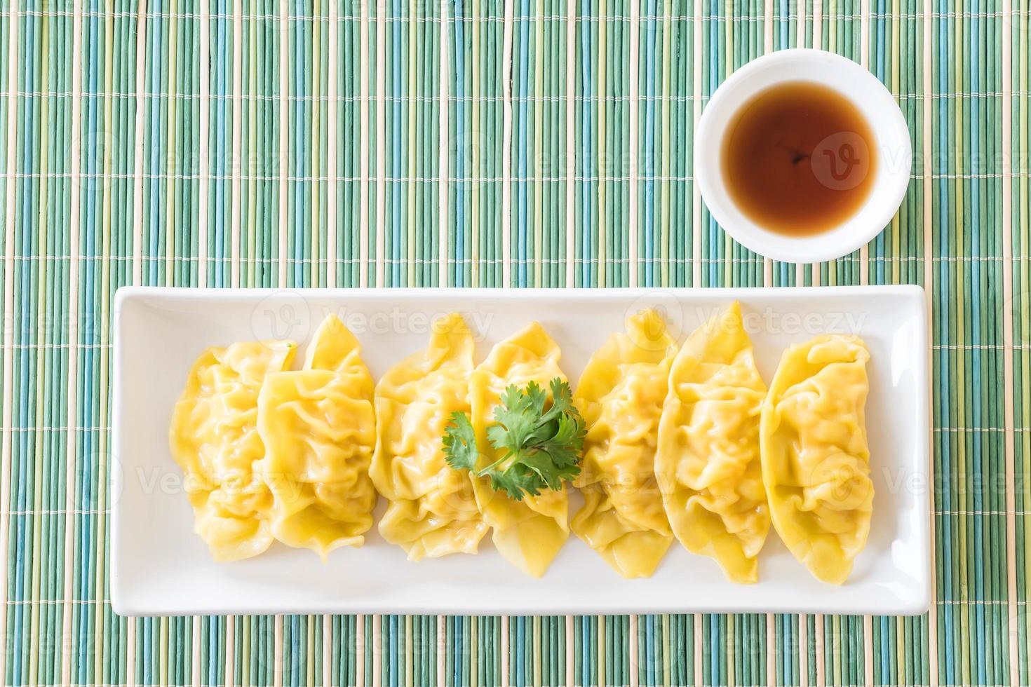 albóndigas de camarones al vapor dim sum foto