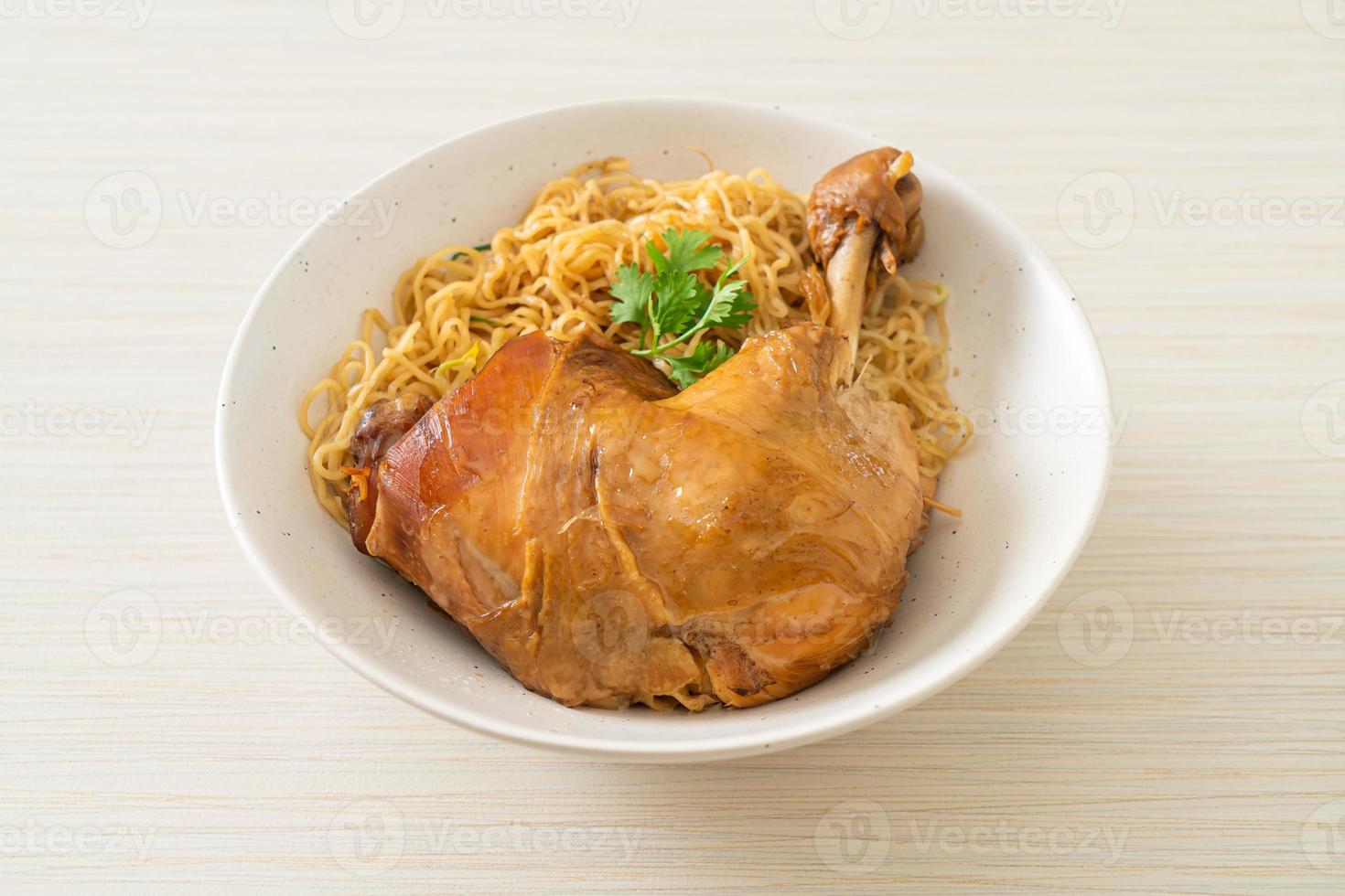 Dried Noodles with Braised Chicken photo