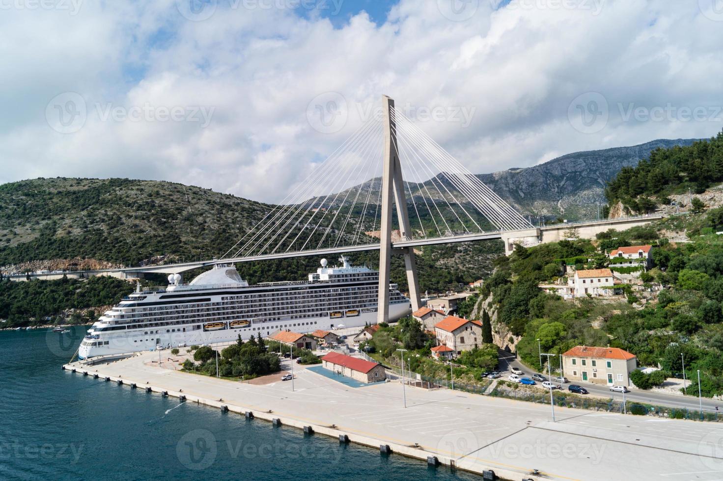 puente franjo tudman dubrovnik foto