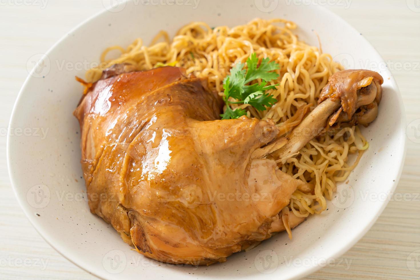 Dried Noodles with Braised Chicken photo