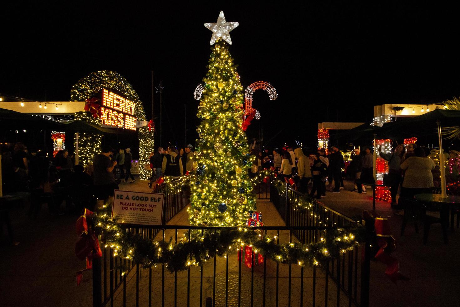 condado de orange, ca, 2018 - árbol de navidad del centro comercial del condado de orange foto