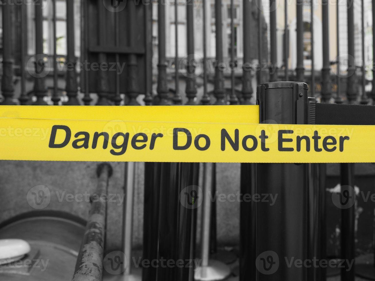 Danger do not enter sign photo