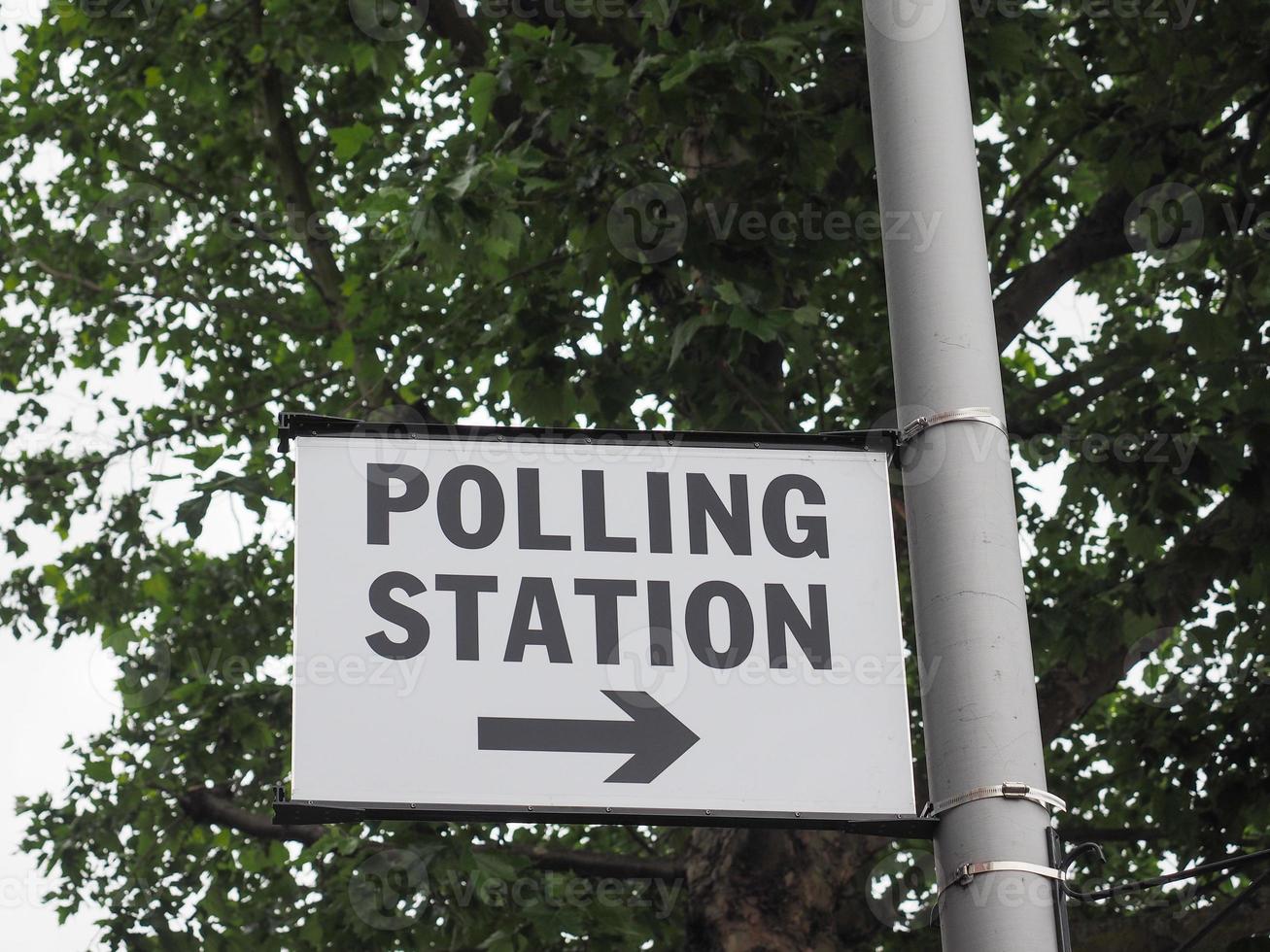 Polling station in London photo