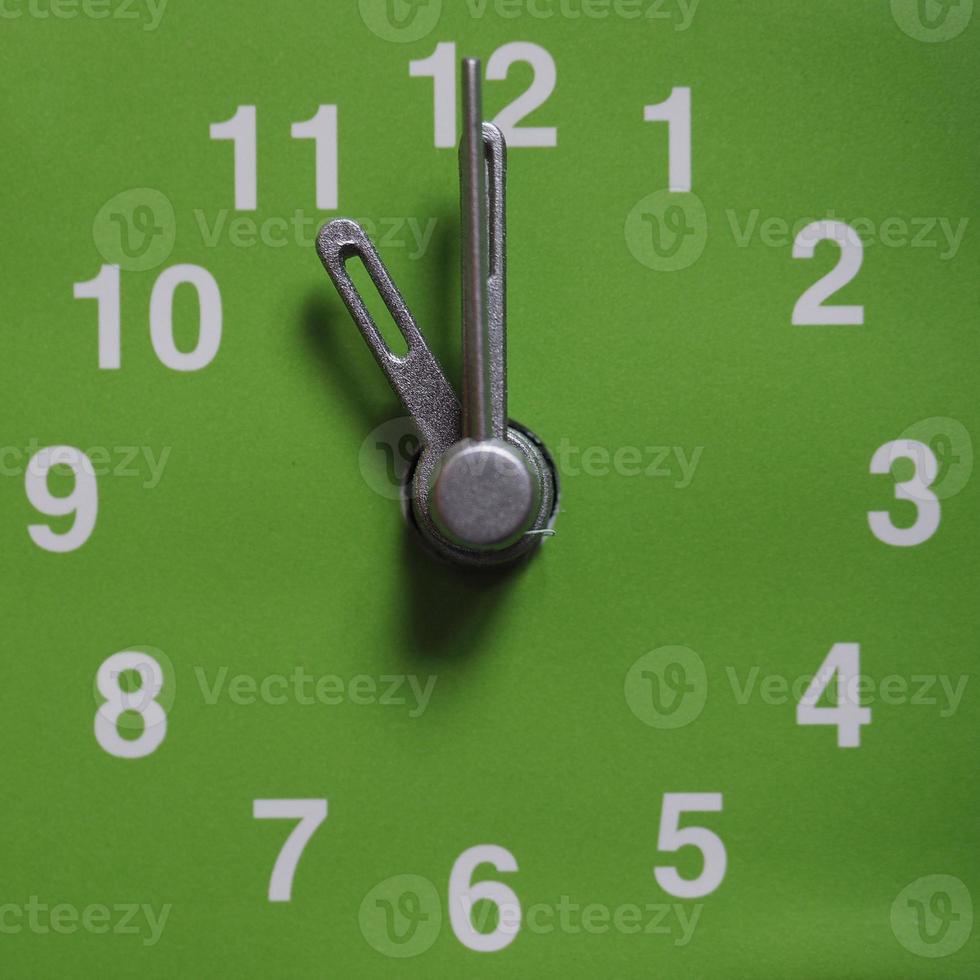 11 o clock 3116864 Stock Photo at Vecteezy
